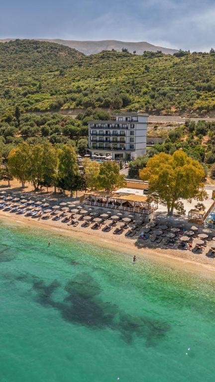Mazarine Hotel